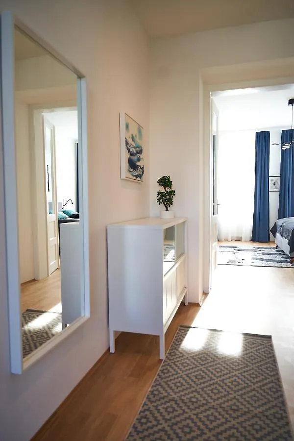 Trendy Apartment Zentral Gelegen Vienna