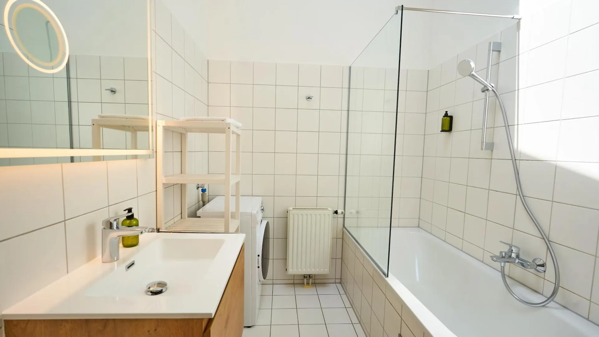 Trendy Apartment Zentral Gelegen Vienna