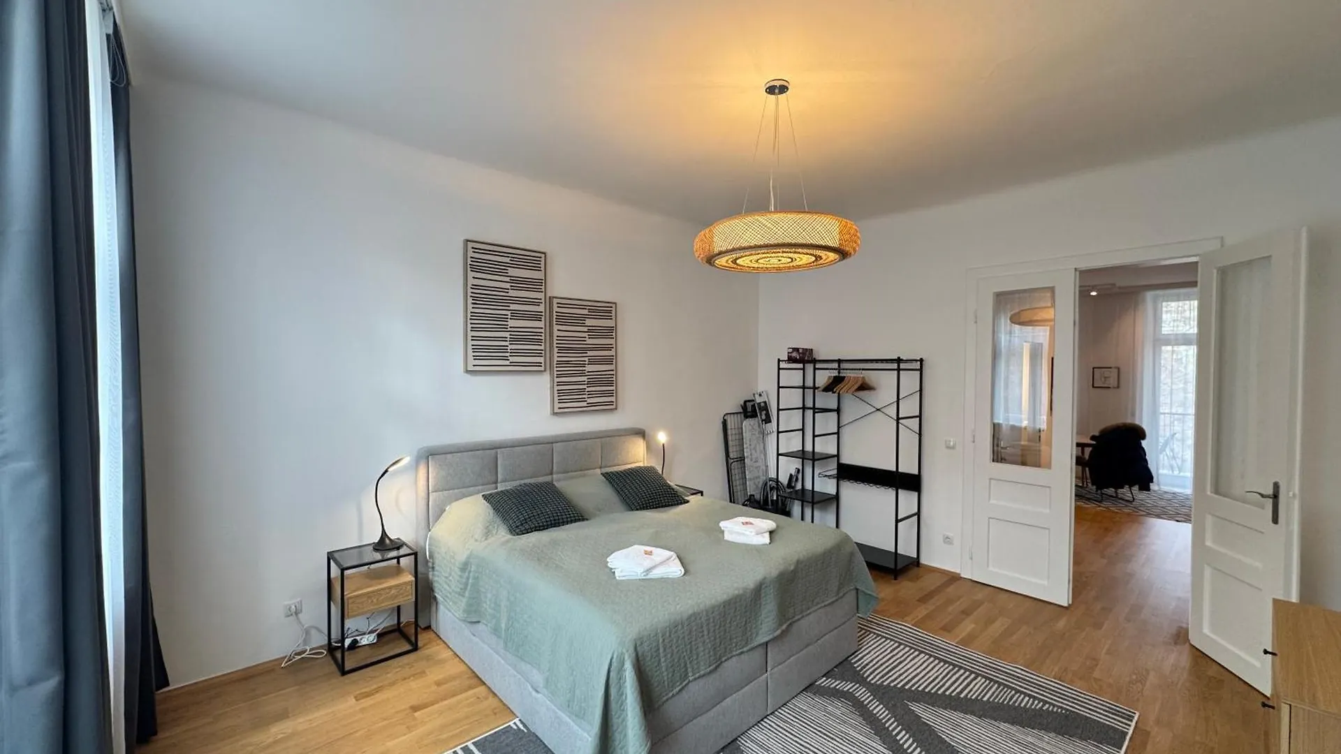 Trendy Apartment Zentral Gelegen Vienna