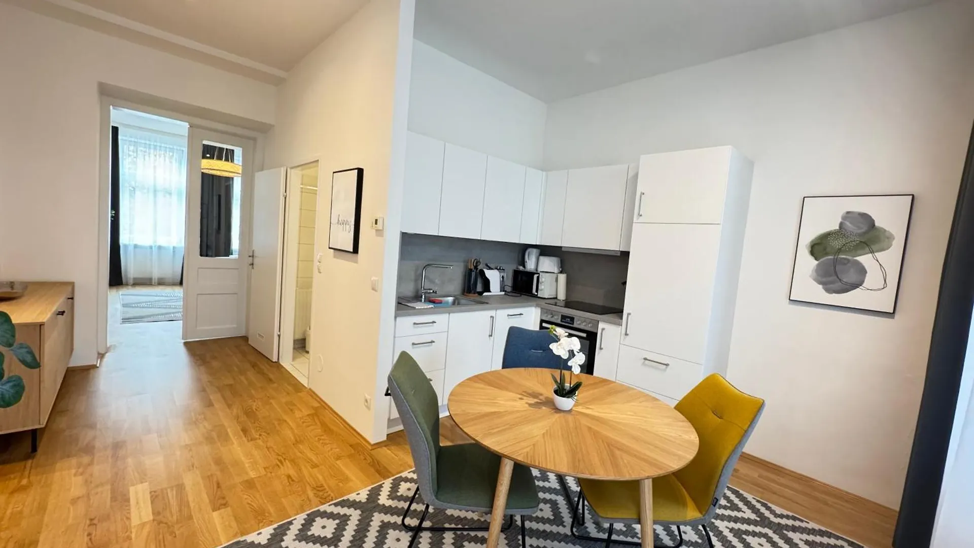 Trendy Apartment Zentral Gelegen Vienna